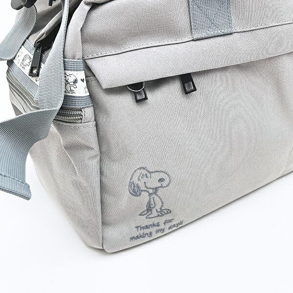 スヌーピー ボストンリュック (ライトグレー) バッグ トラベル SNOOPY 商品画像2:キャラグッズPERFECT WORLD TOKYO