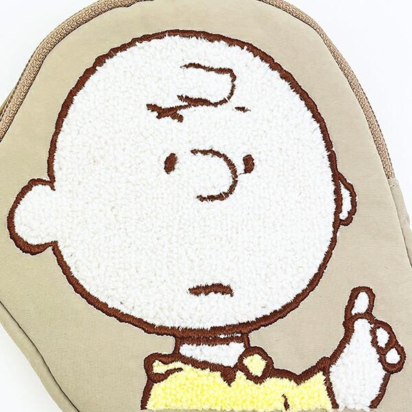 スヌーピー チャーリーブラウン ダイカット刺繍パスポーチ SNOOPY 商品画像2：キャラグッズPERFECT WORLD TOKYO