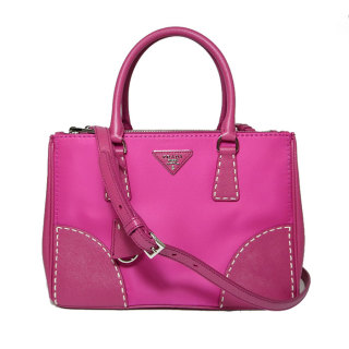 プラダ Prada トートバッグ B1801k ナイロン サフィアーノ 2wayトート Tessuto Saffiano Fuxia B1801k Te Sa Fuxiの通販なら Sanalpha サンアルファ Kaago カーゴ